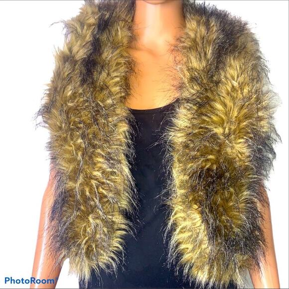 Catch Me faux fur open front vest brown & black SZ S fur vest winter/fall - Picture 2 of 9